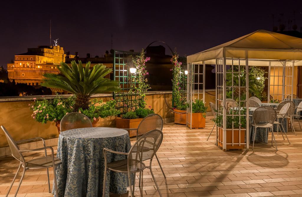 Domus Carmelitana Hotel Рим Екстериор снимка